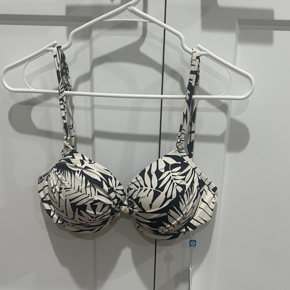 Bleu Rod Beattie Other - Bleu Rod Beattie Black and Cream Leaf Bikini Top